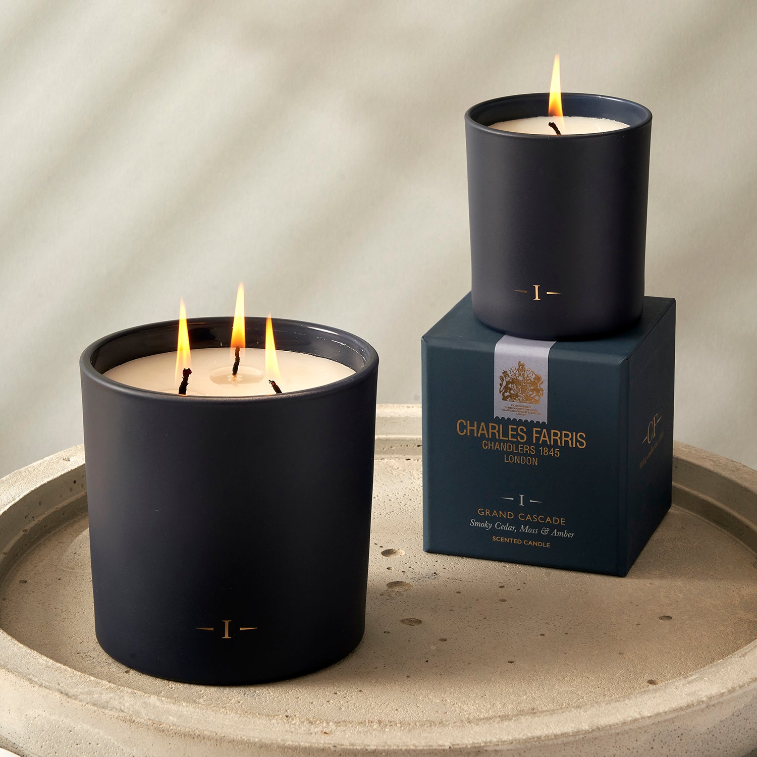 I Grand Cascade Candle
